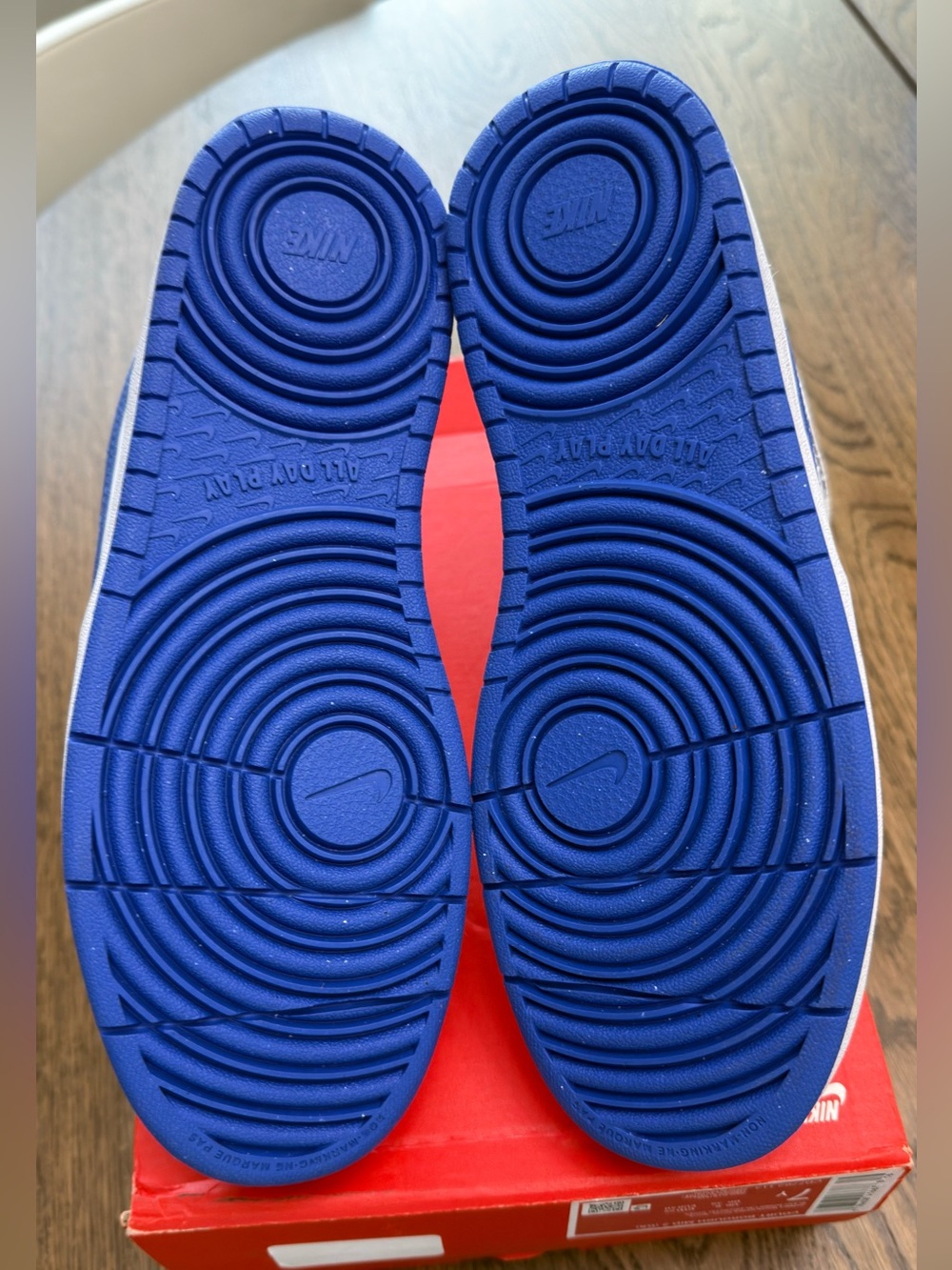 Nike Court Borough Mid 2 GS Summit White/Hyper Royal 7Y/8.5Womans - Picture 6 of 8